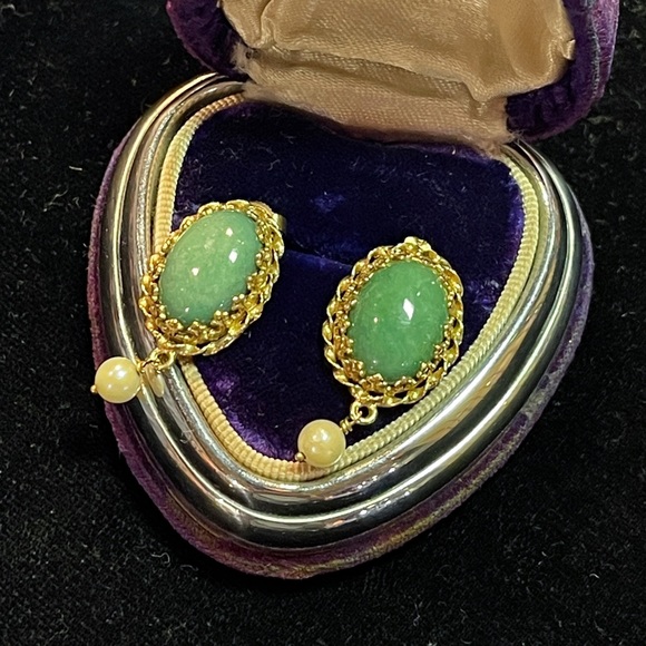 ✨Elegant 14k Solid Gold Jadeite Earrings with Seed Pearls - Picture 3 of 3